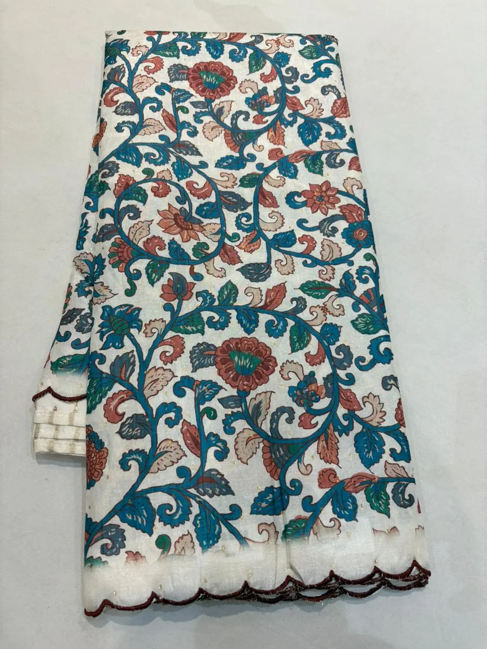 PREMIUM FANCY SEMI TUSSER WITH FLOWER PRINTS WHITE ALL OVER PRINTS PH81876